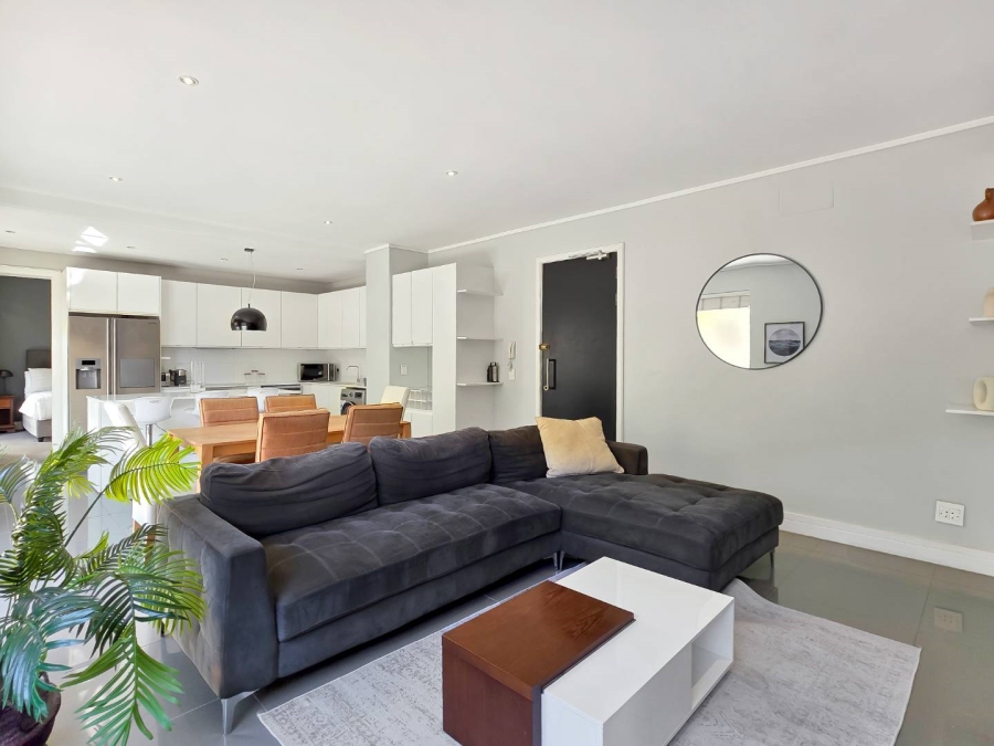 2 Bedroom Property for Sale in Green Point Western Cape